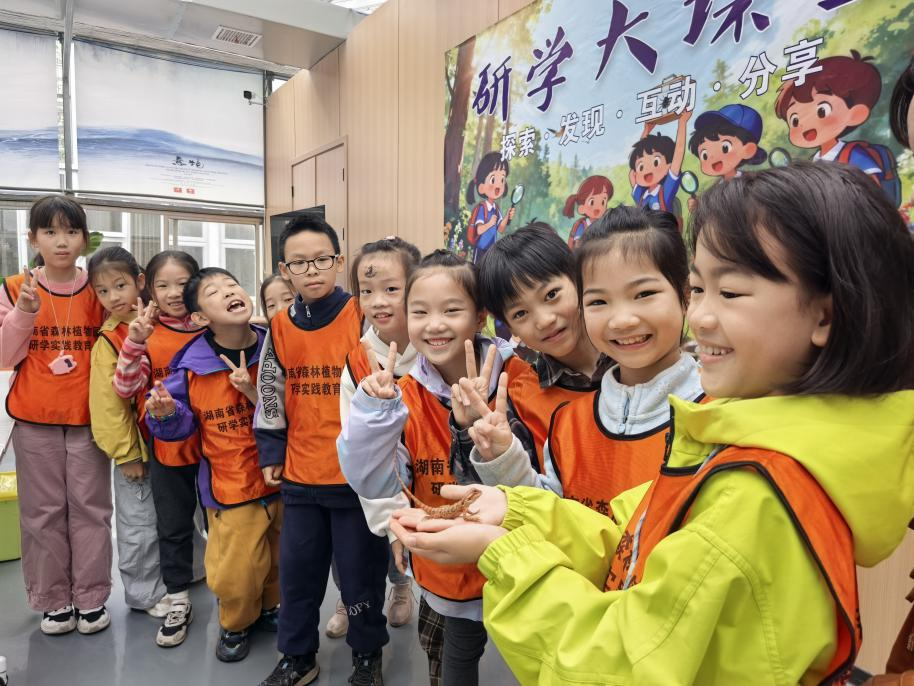 萌宠研学首秀——开启生命教育的奇妙之旅